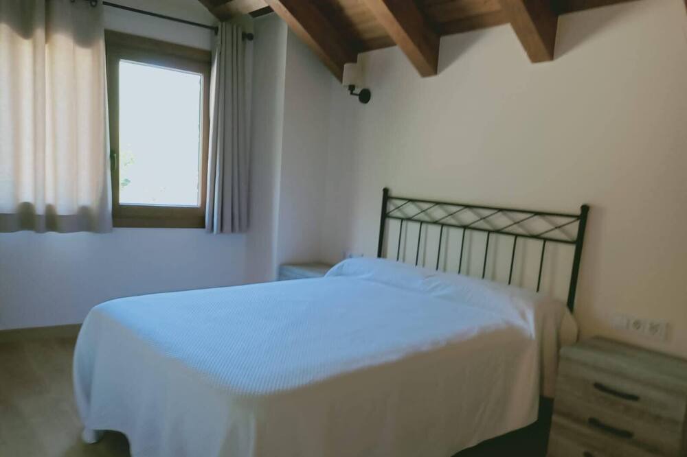Photo of Bedroom in La Guingueta d'Aneu