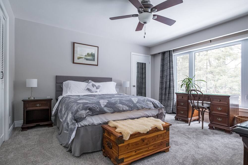 Photo of Bedroom in Hamilton