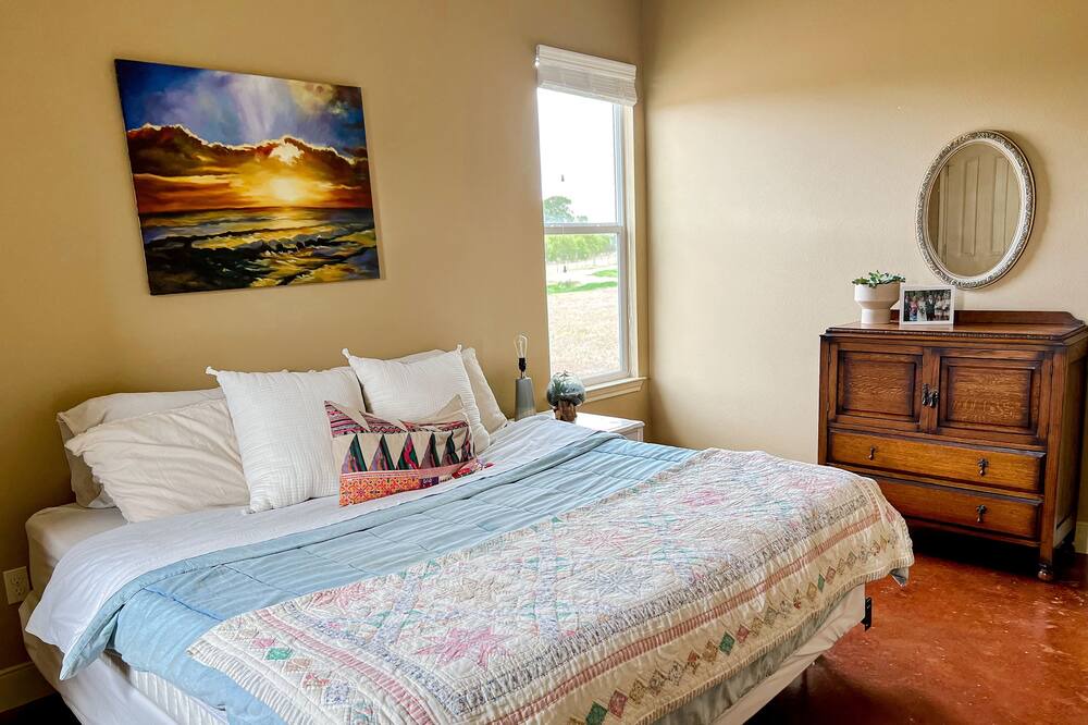 Photo of Bedroom in Dale