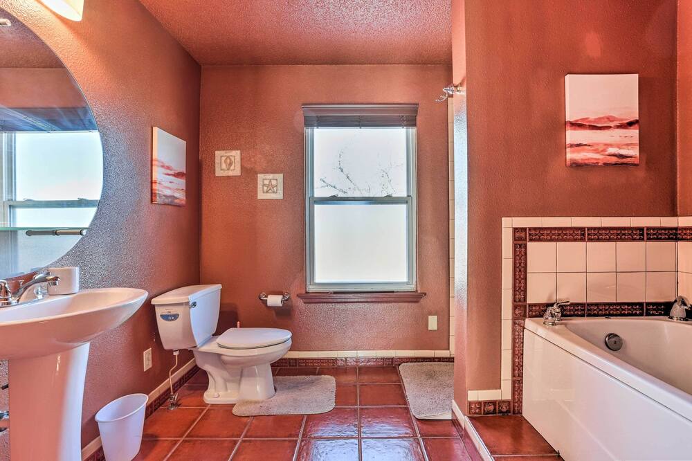 Photo of Bathroom in Thornton