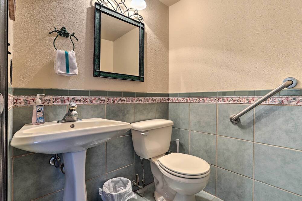 Photo of Bathroom in Thornton