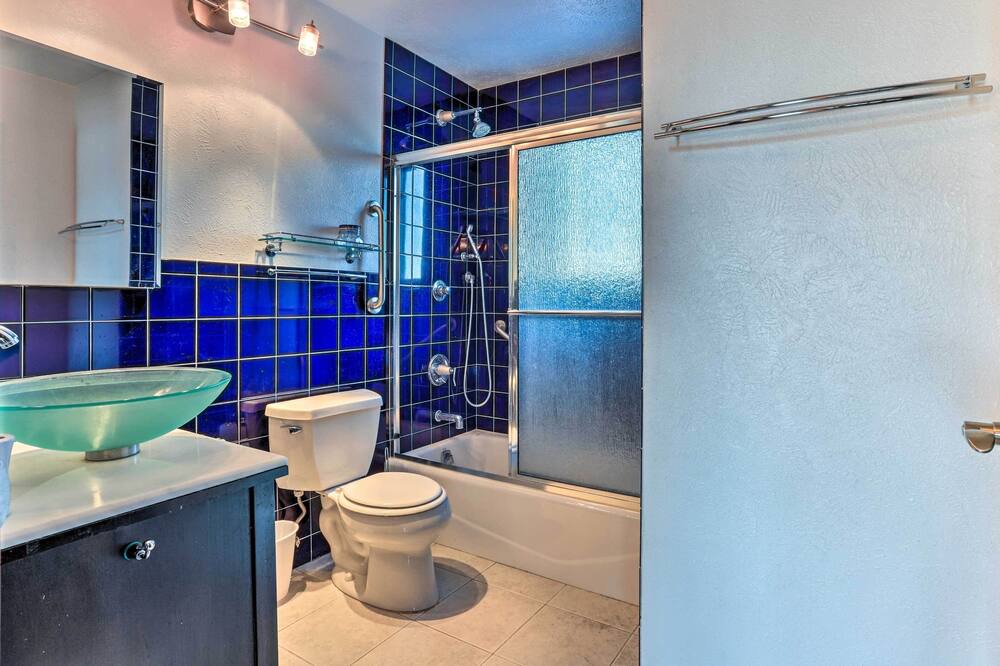 Photo of Bathroom in Thornton