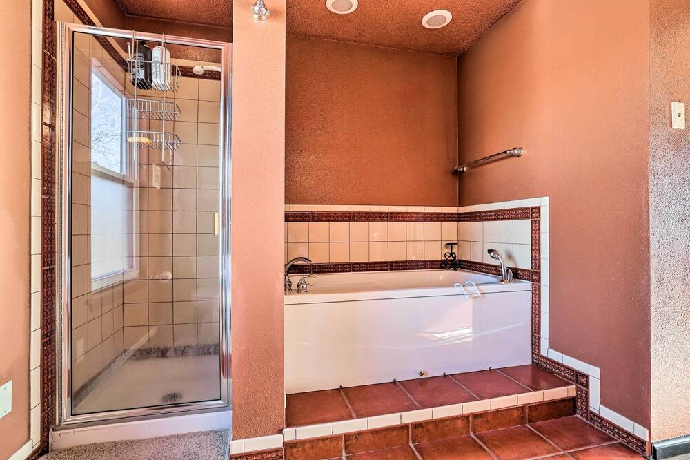 Photo of Bathroom in Thornton