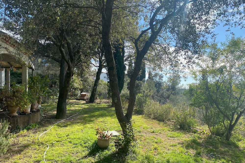 Photo of Outdoor in Aubais