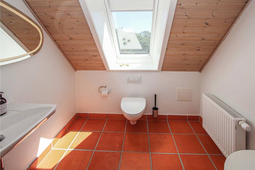 Photo of Bathroom in Langemark
