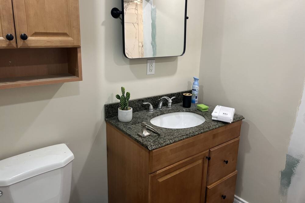 Photo of Bathroom in Algonquin Highlands