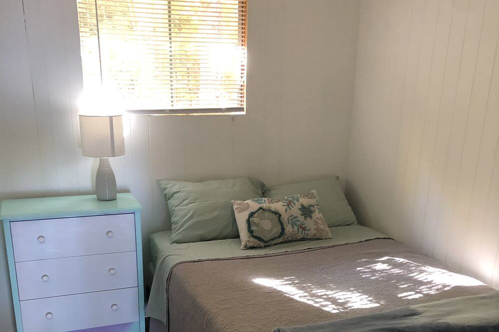 Photo of Bedroom in Val-des-Monts