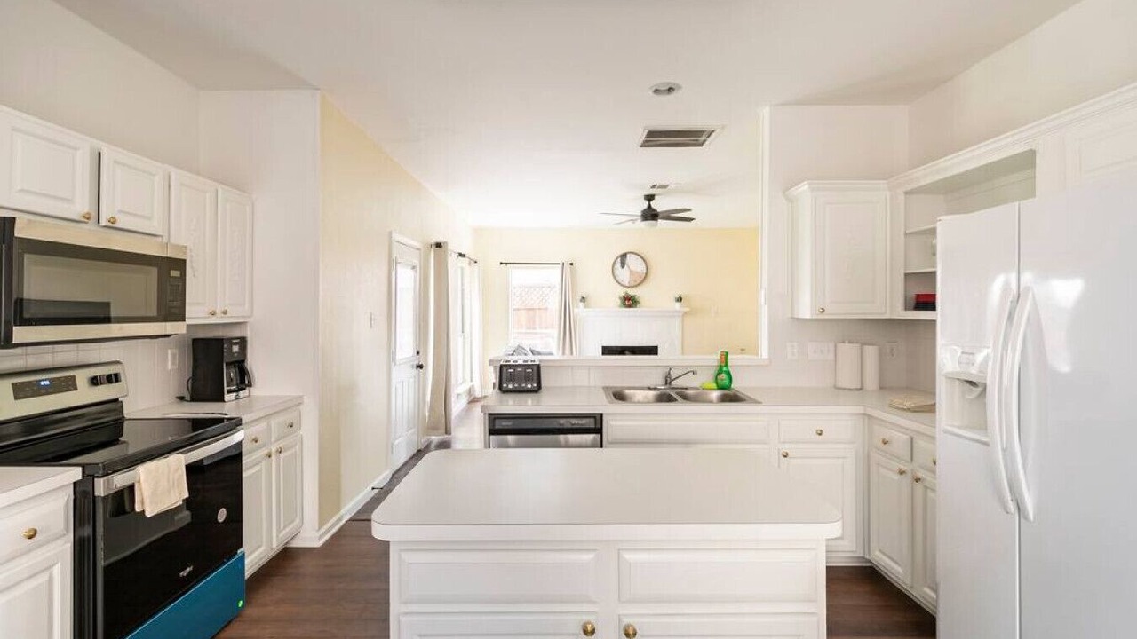 Photo of Kitchen in North Central Carrollton