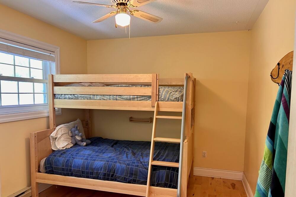 Photo of Bedroom in Lanark Highlands