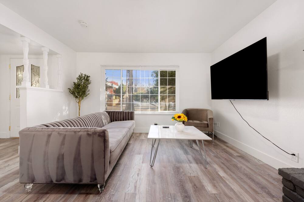 Photo of Bedroom in Rancho Cordova
