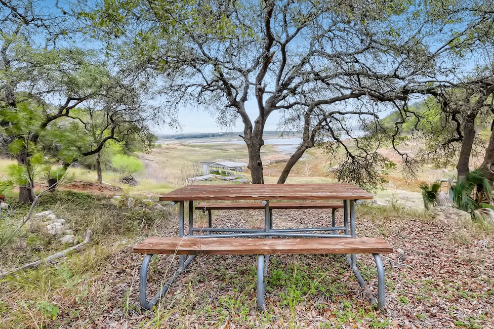 Photo of Others in Spicewood