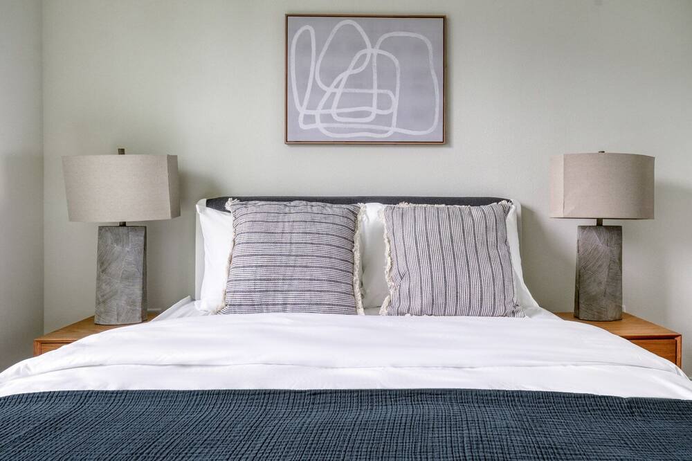 Photo of Bedroom in Brentwood