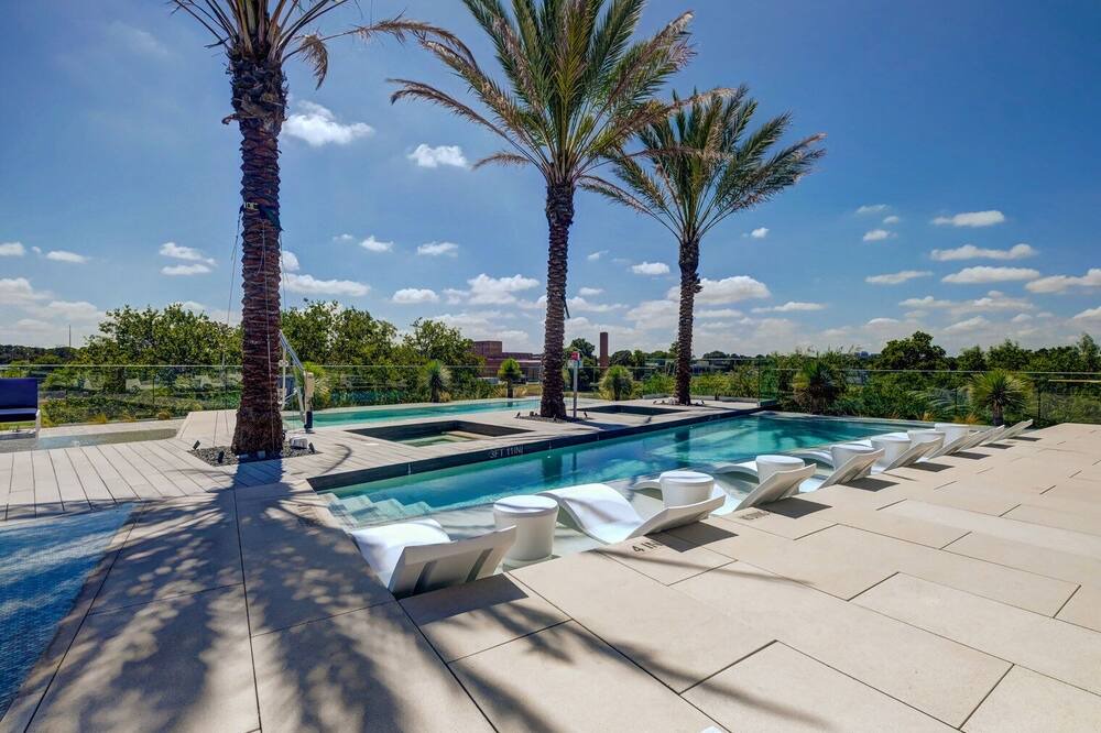 Photo of Outdoor in Brentwood