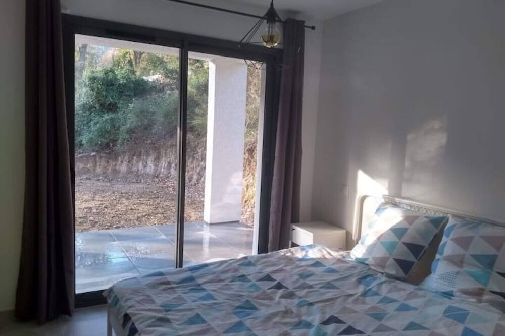 Photo of Bedroom in Montesquieu-des-Alberes