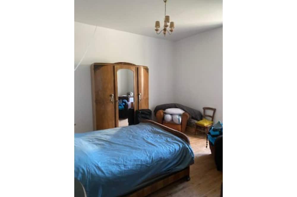 Photo of Bedroom in Saint-Julien-de-Concelles