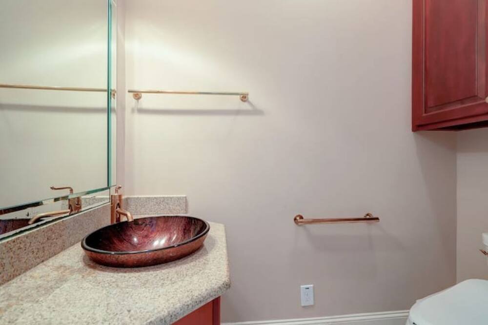 Photo of Bathroom in Sienna Plantation
