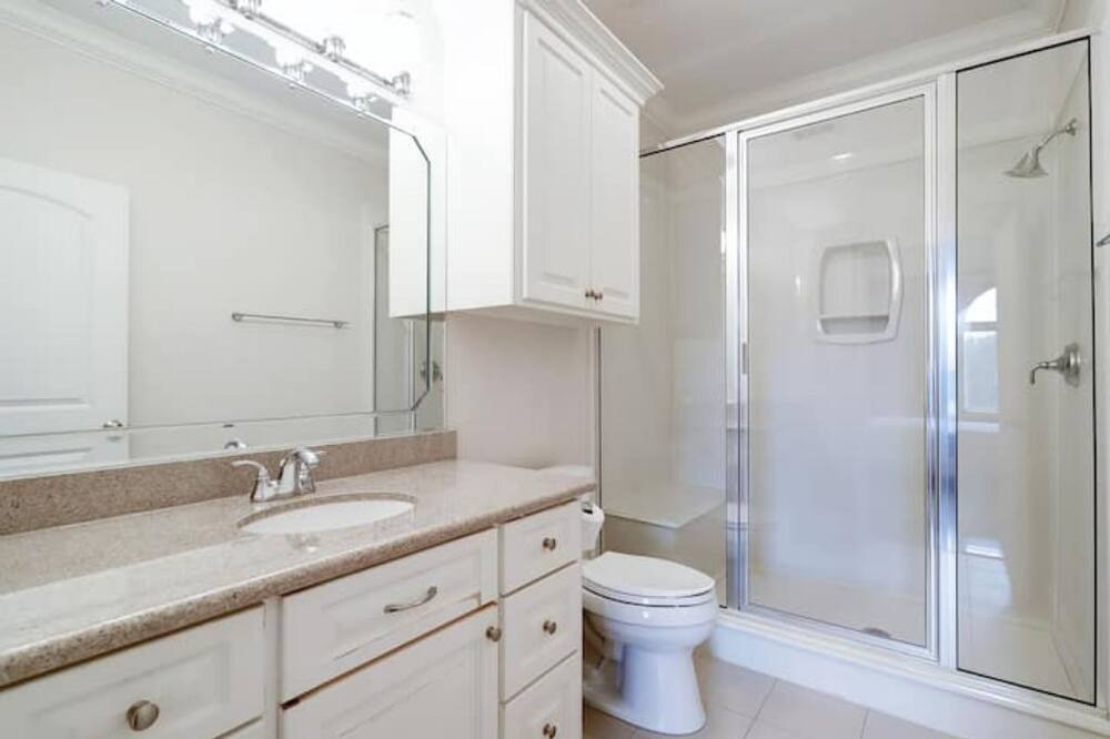 Photo of Bathroom in Sienna Plantation