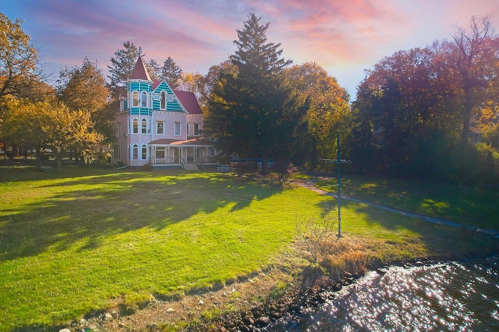 Photo of Outdoor in Fox Lake