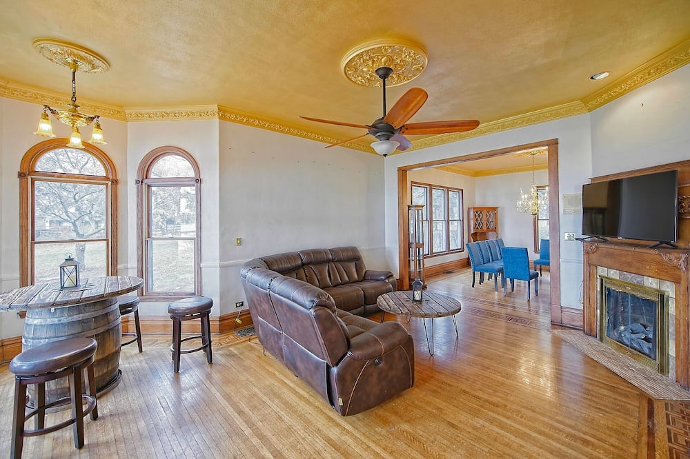 Photo of Livingroom in Fox Lake