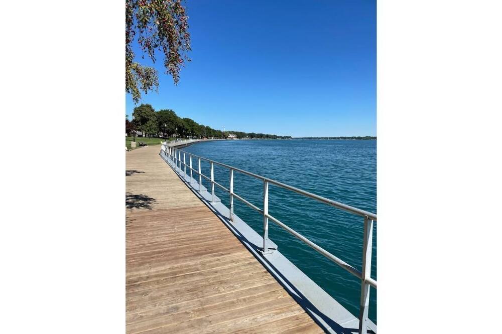 Photo of Others in St. Clair
