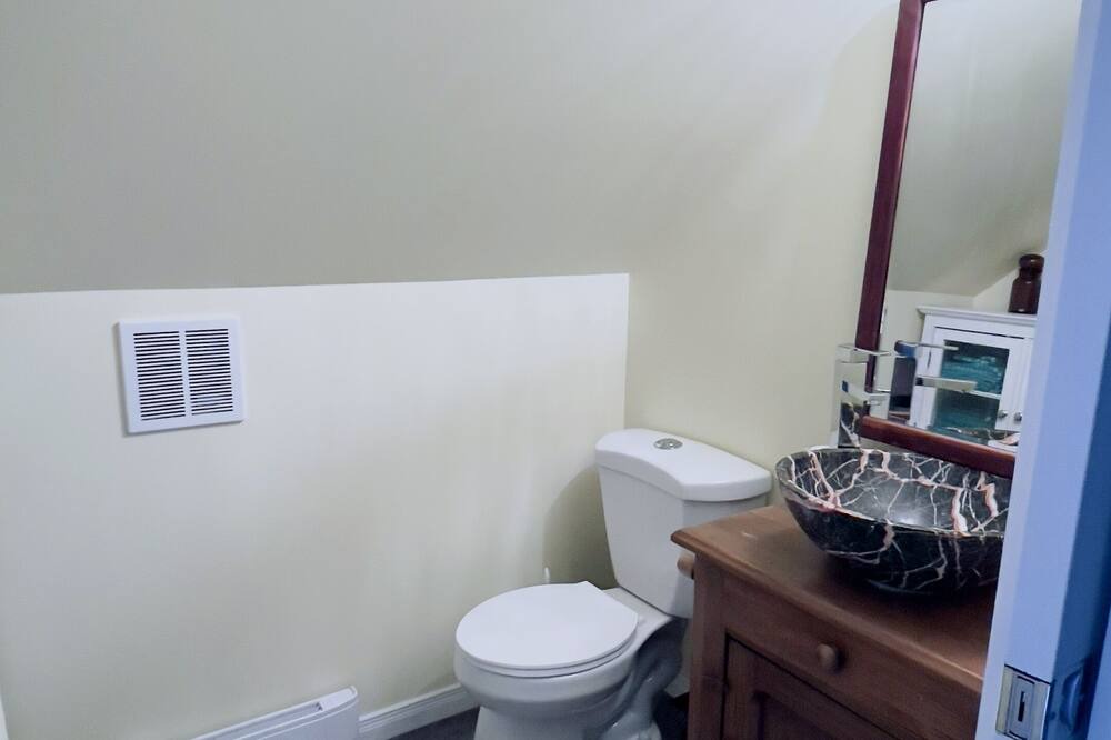 Photo of Bathroom in Saint-Raymond