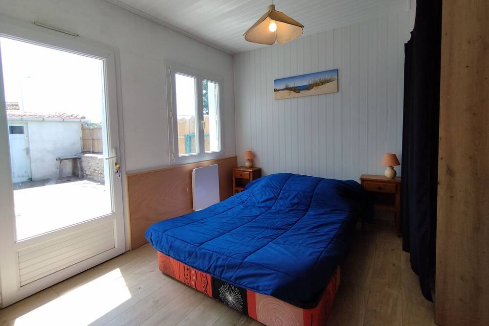 Photo of Bedroom in Saint-Georges-d'Oleron