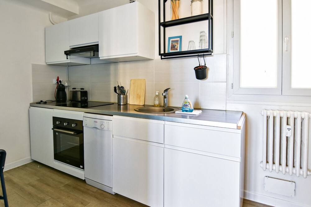 Photo of Kitchen in Antigone
