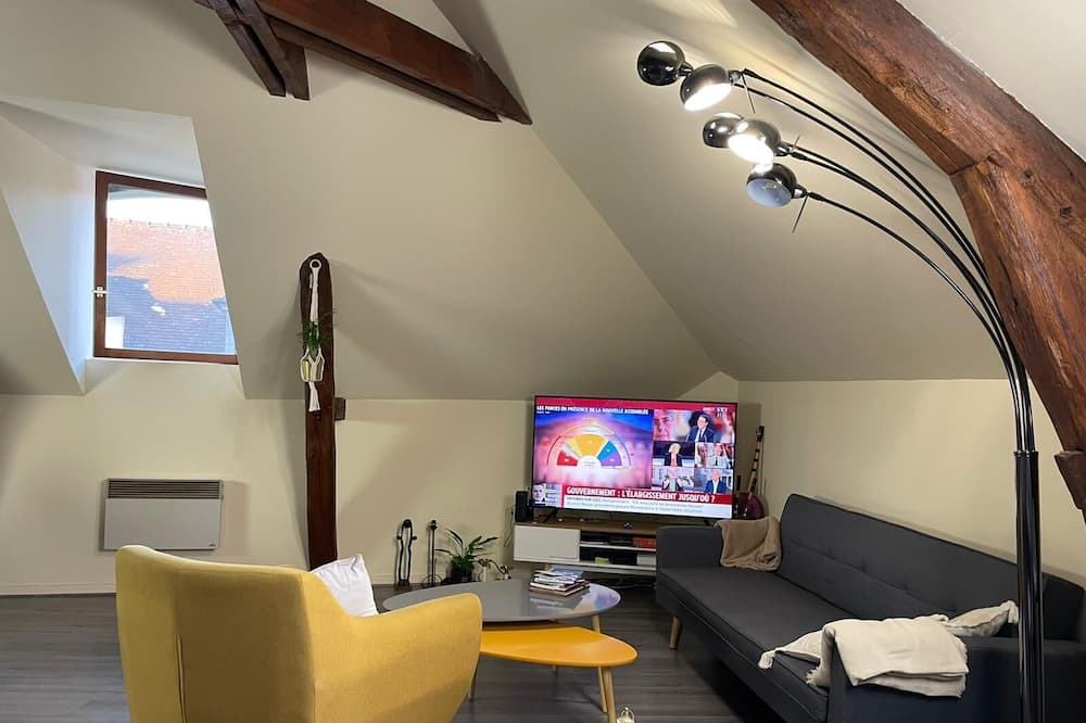 Photo of Bedroom in Angerville