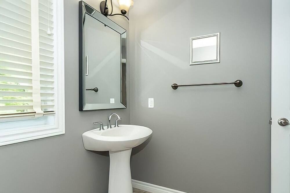 Photo of Bathroom in Katrine