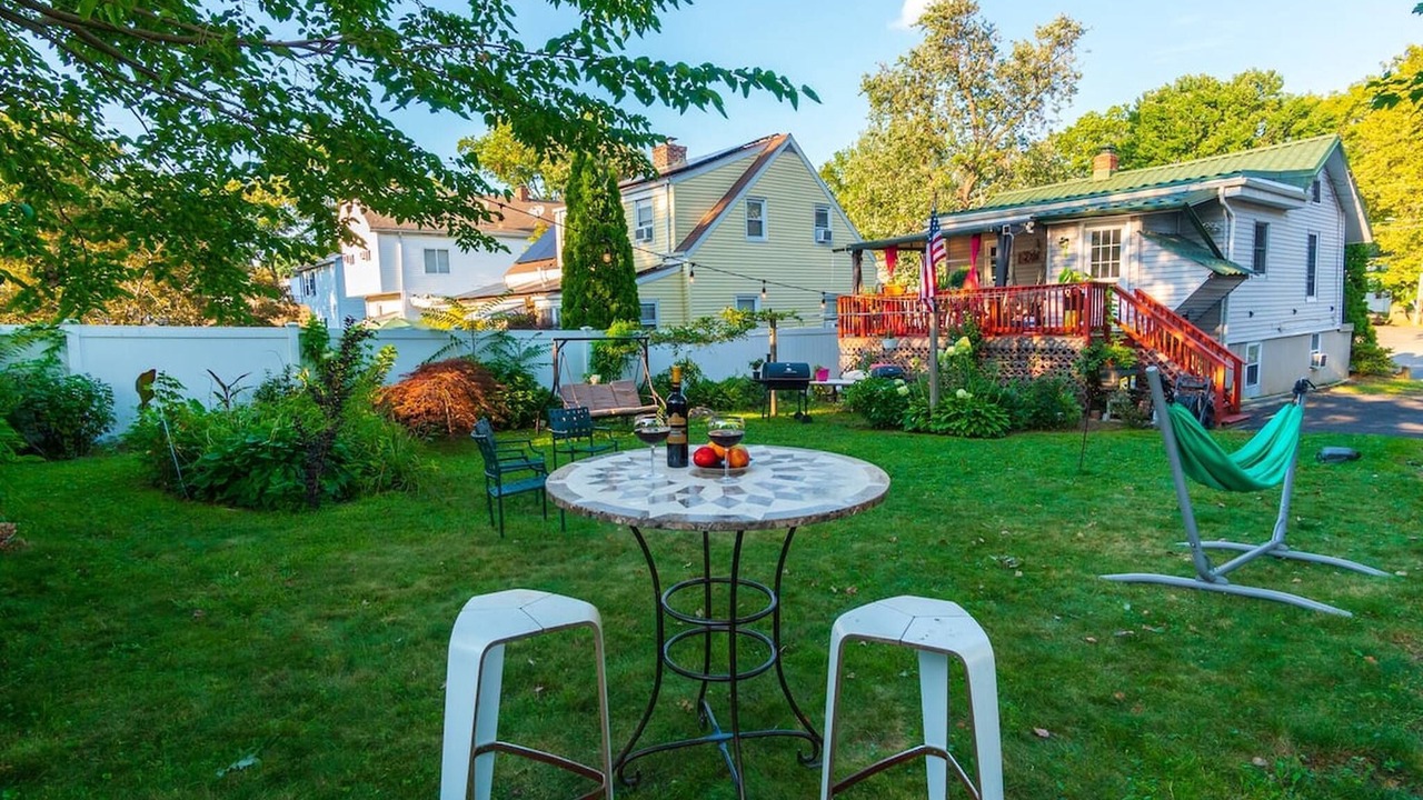 Photo of Outdoor in Cove - East Side - Shippan