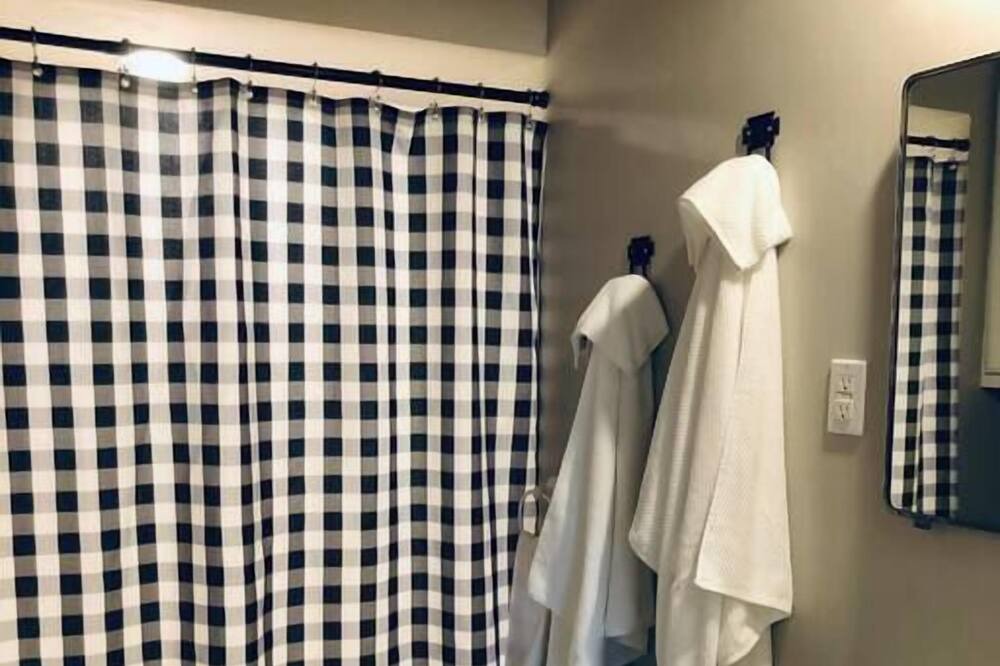 Photo of Bathroom in Pawhuska