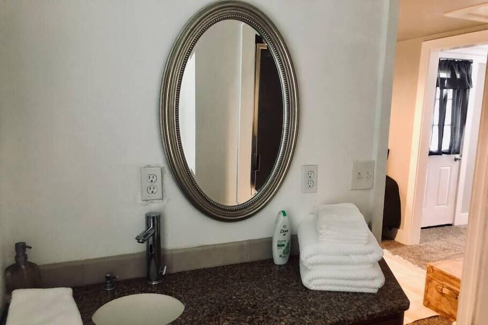 Photo of Bathroom in Pawhuska
