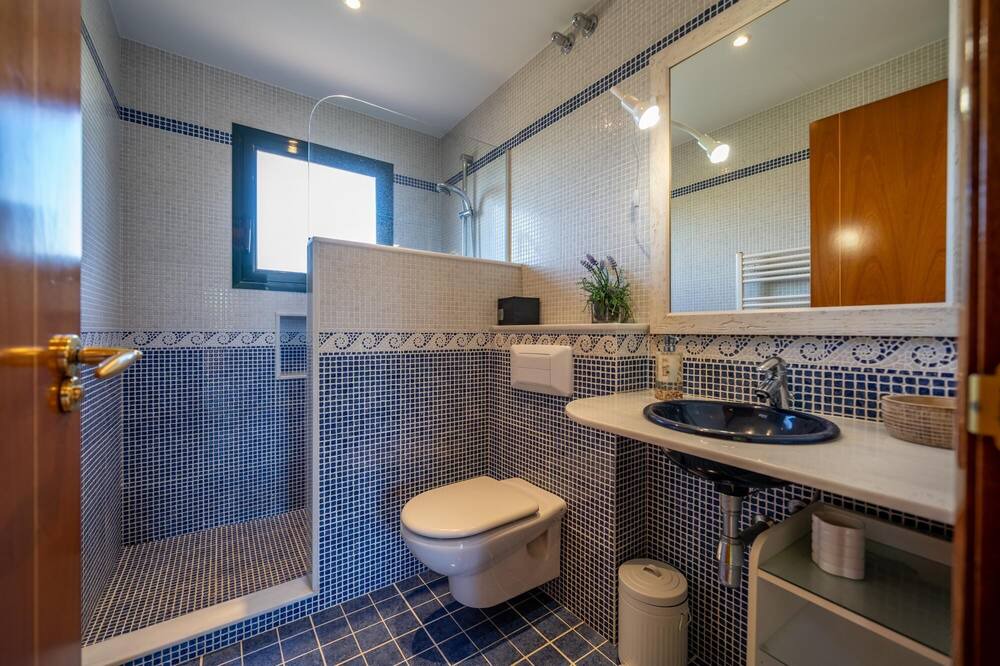 Photo of Bathroom in Condado del Jaruco
