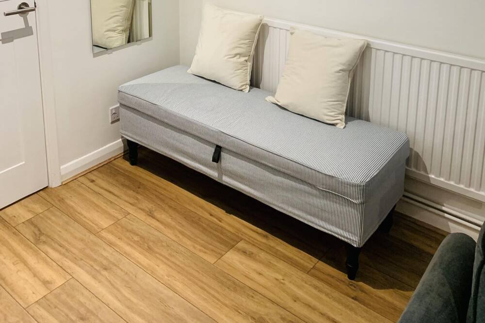 Photo of Others in Farnham