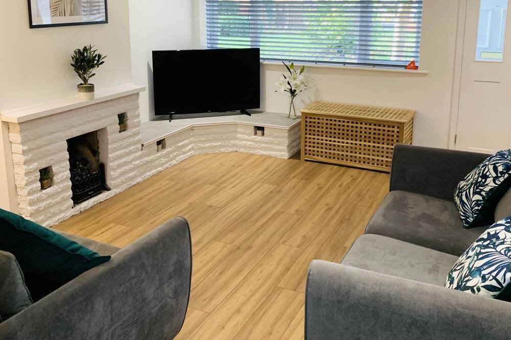 Photo of Others in Farnham