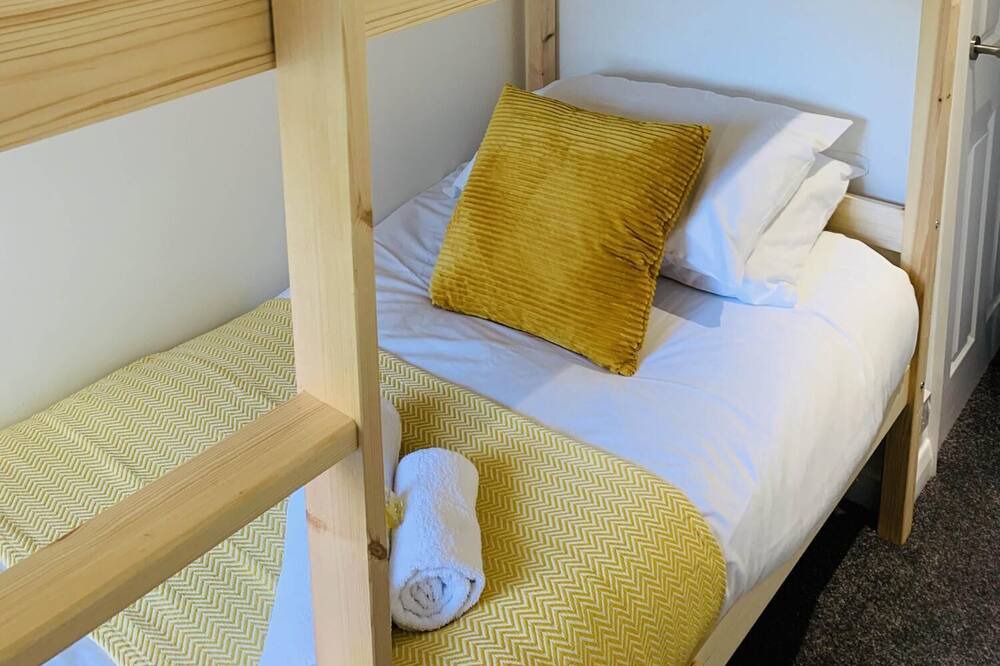 Photo of Bedroom in Farnham