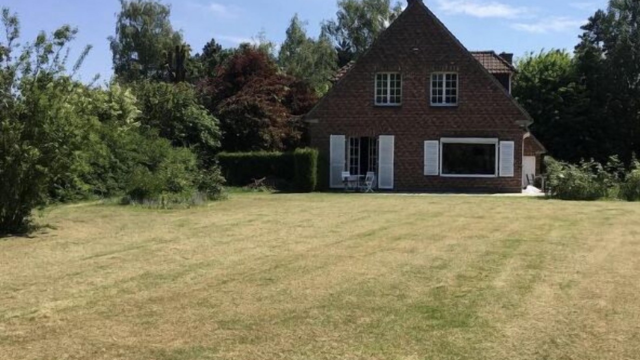 Photo of Outdoor in Hem