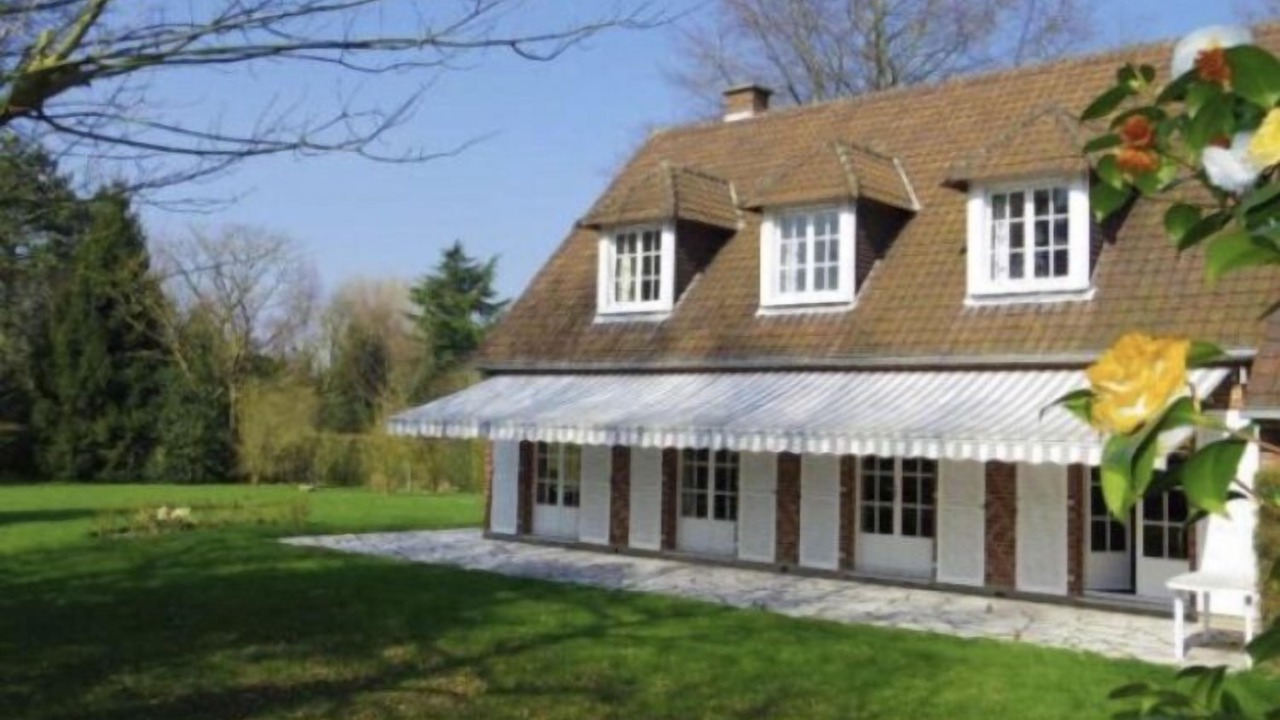 Photo of Outdoor in Hem