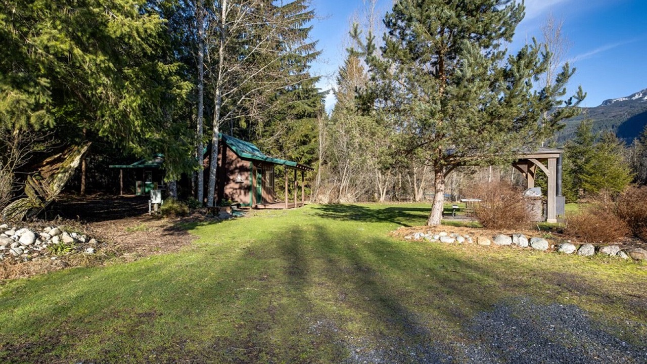 Photo of Outdoor in Maple Falls