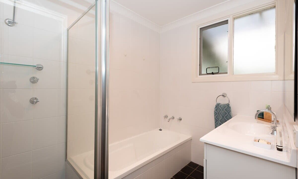 Photo of Others in Batehaven