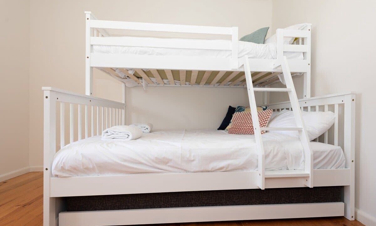 Photo of Others in Batehaven