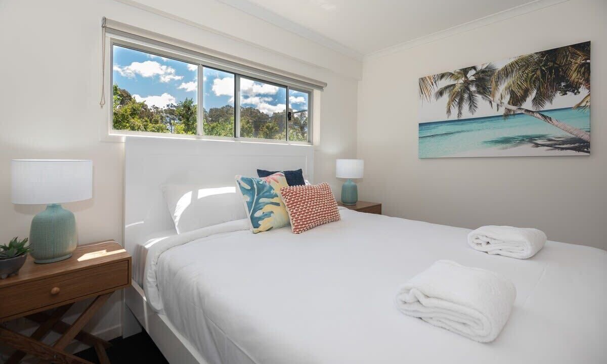 Photo of Others in Batehaven