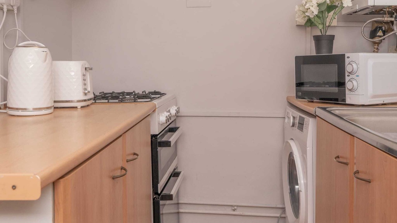 Photo of Kitchen in Weston by Wellend