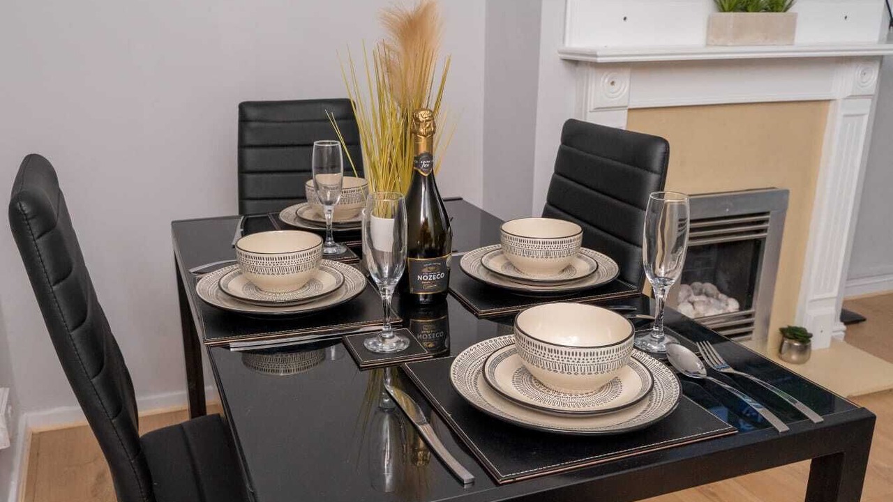 Photo of Others in Weston by Wellend