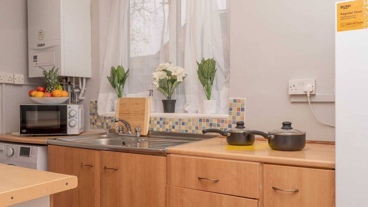 Photo of Kitchen in Weston by Wellend