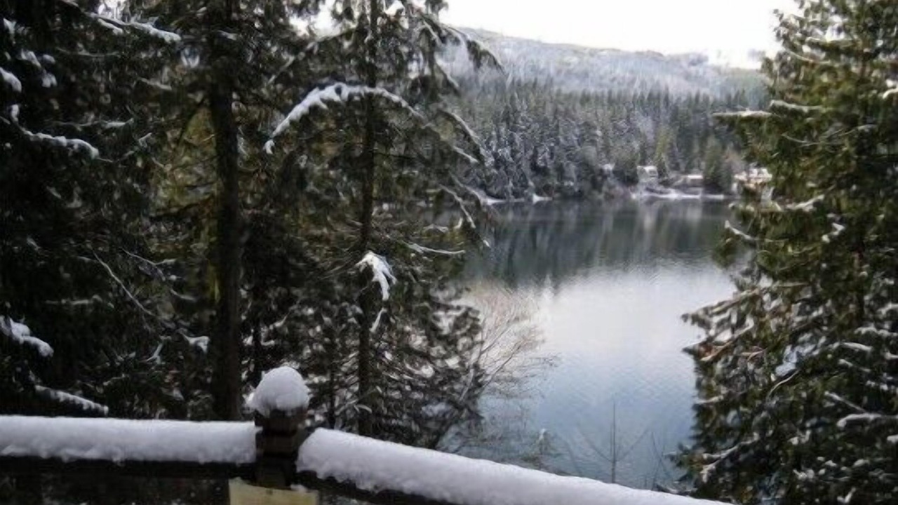 Photo of Outdoor in Maple Falls
