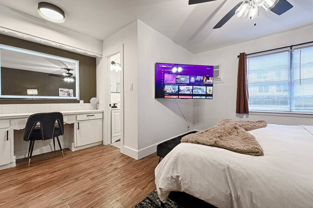 Photo of Bathroom in Bryan Place