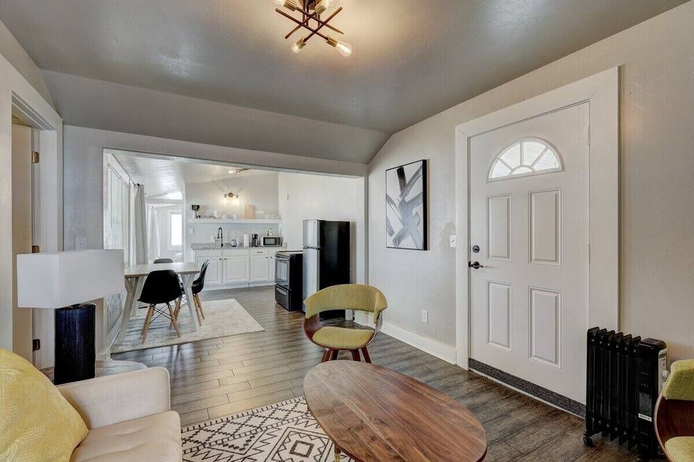 Photo of Livingroom in Midwest City