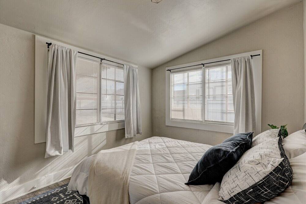 Photo of Bedroom in Midwest City