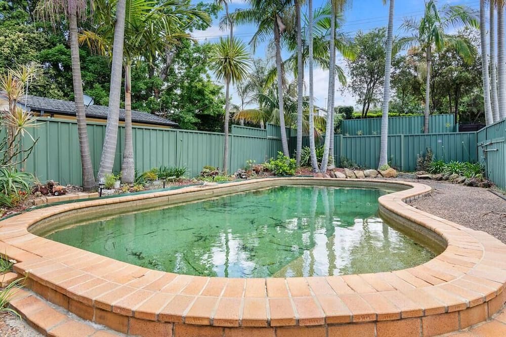 Photo of Outdoor in Charmhaven